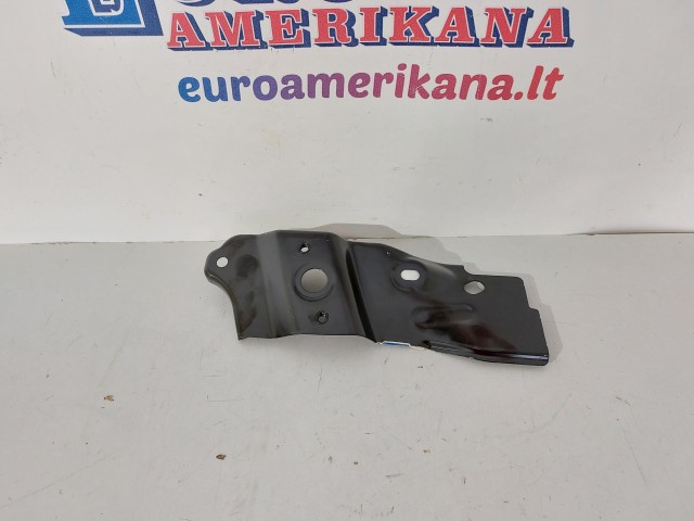 Mount Bracket, RH